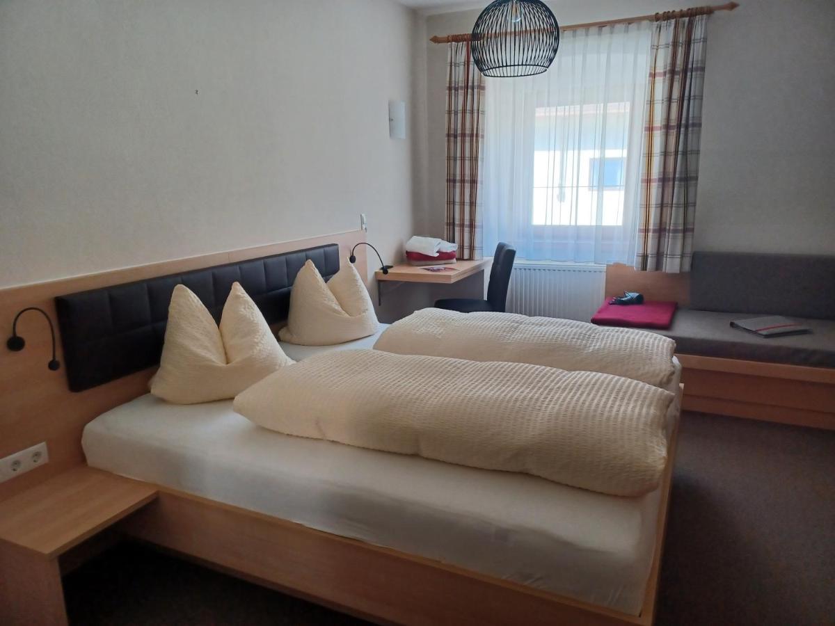 Hotel Garni Loewen Silz Εξωτερικό φωτογραφία